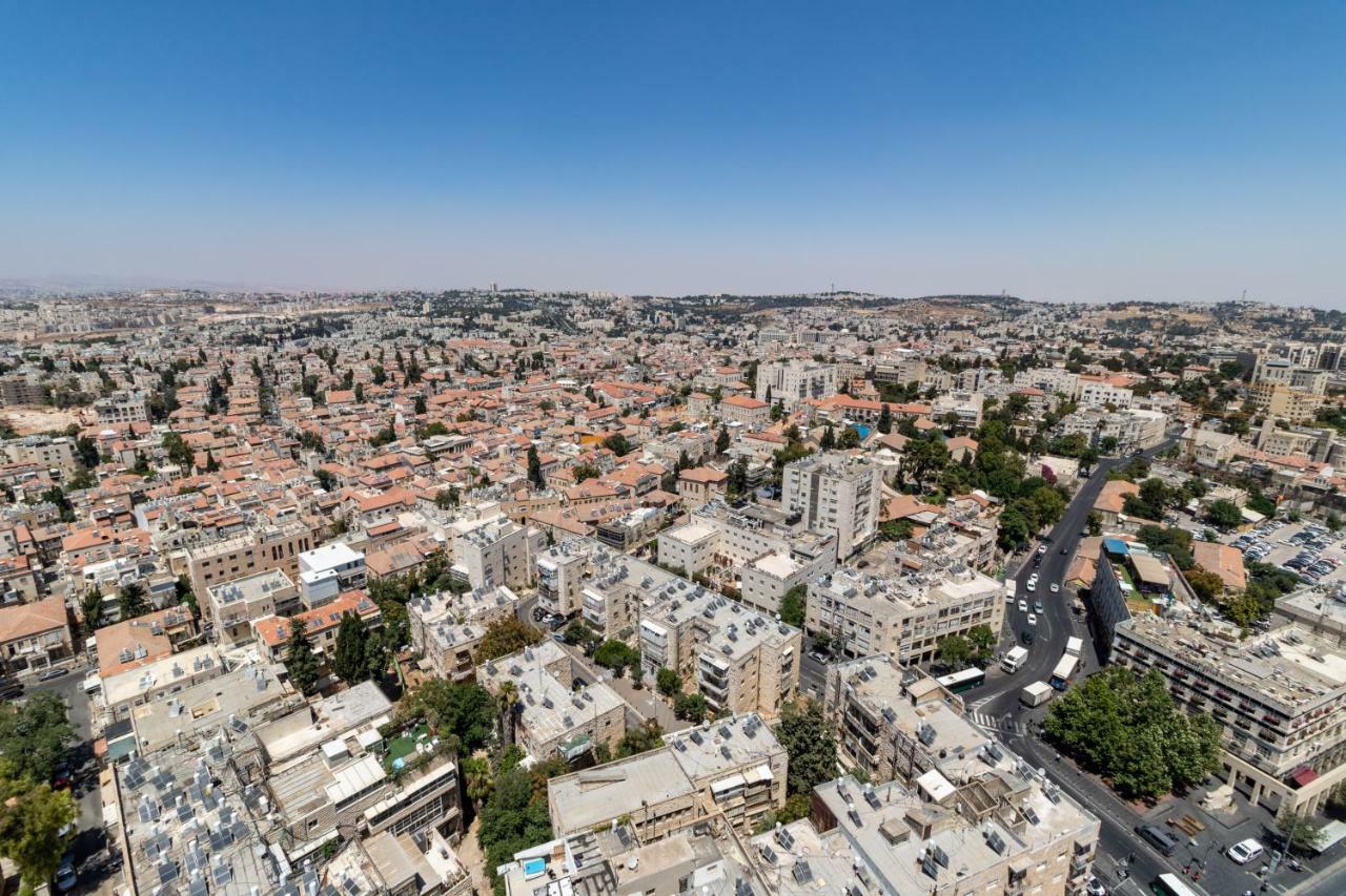 Royal J-Tower Luxury Residence Jerusalem Exteriör bild